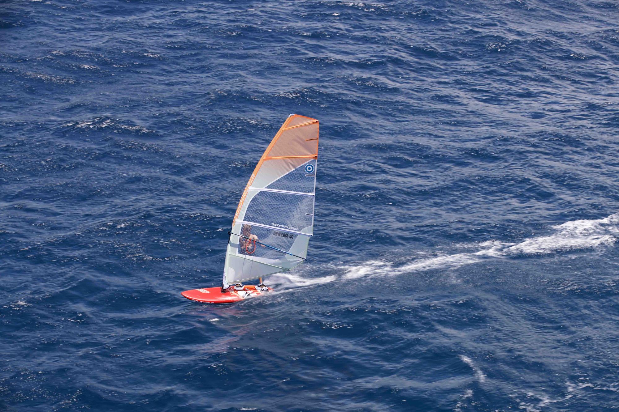 x-move hd neilpryde 2019 plachta windsurfing karlin obr2